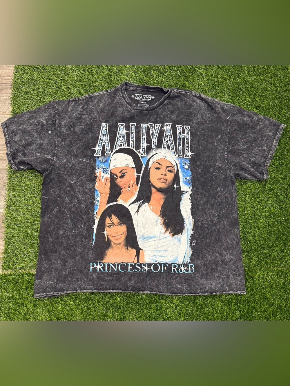 Aaliyah "Princess of R&B" Graphic Tee – Faded Black Acid Mineral Wash 2XL/3XL